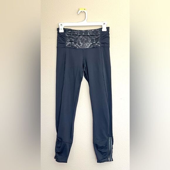 Lululemon Workout Leggings - Picture 1 of 8